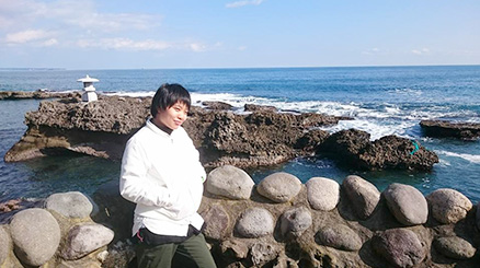 福岡県の海辺の町で育った黒田さん