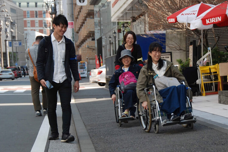 街歩きイベントの様子