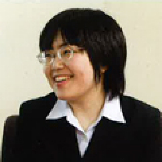 山崎久美子 の顔写真