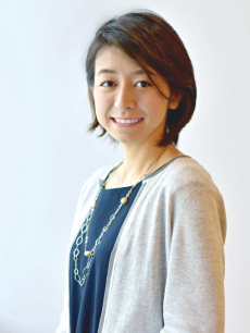 株式会社ニコン 洲崎 美子さん　経済学科　2012年卒業
