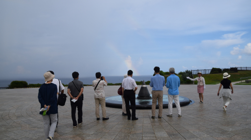 沖縄県平和祈念資料館を訪問