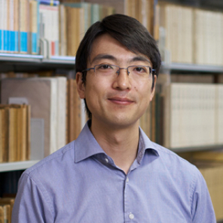 Takao Ito (Professor of the Faculty of Letters)