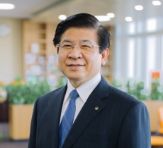 Soka University President Masashi Suzuki 